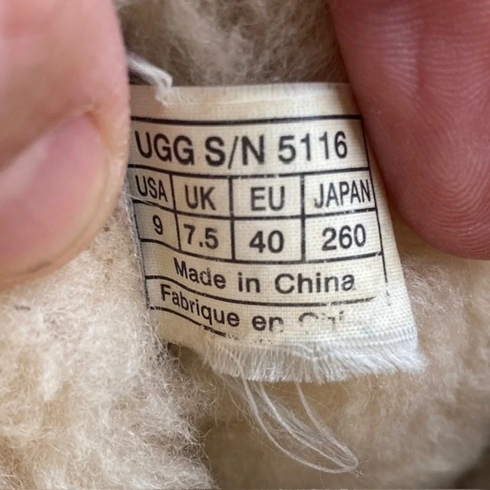 UGG australia classic